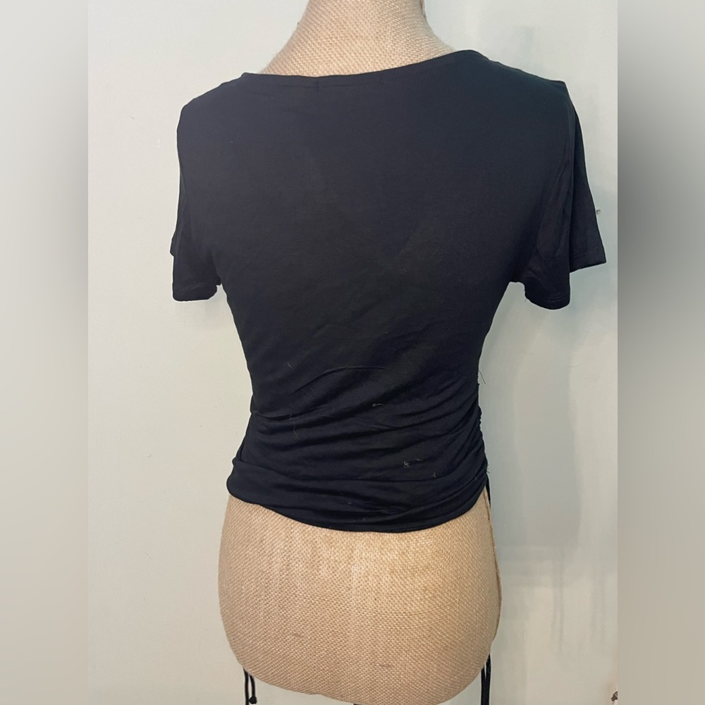 V neck top